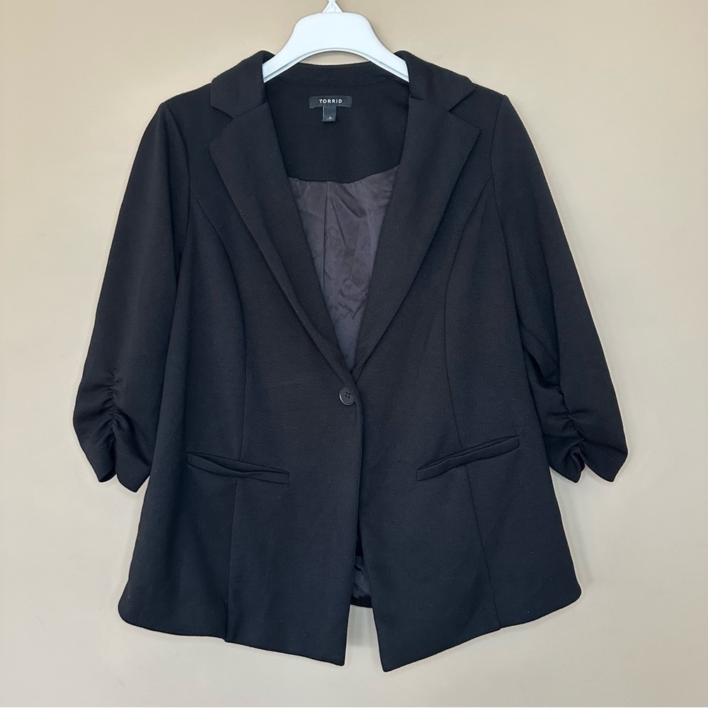 Torrid Women Large (0) Black Blazer 3/4 Cinched Sleeve Office Career Preppy